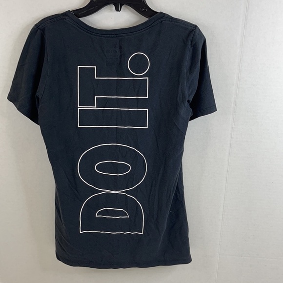 NIKE DRI-FIT WOMENS V-NECK SHORT SLEEVE - Picture 5 of 5